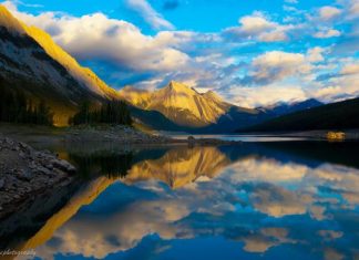 Medicine Lake canada