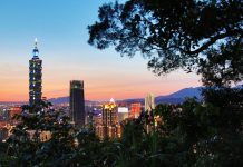 elephant mountain free things to do in taipei
