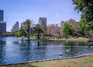 Lake Eola Park