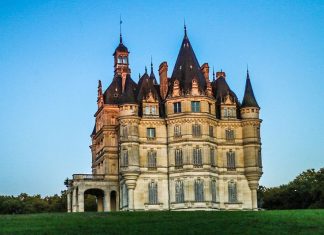 best chateau hotels in france