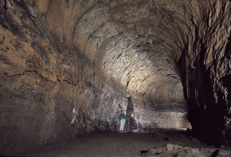 lava river cave bend oregon