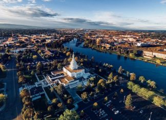 Idaho Falls River