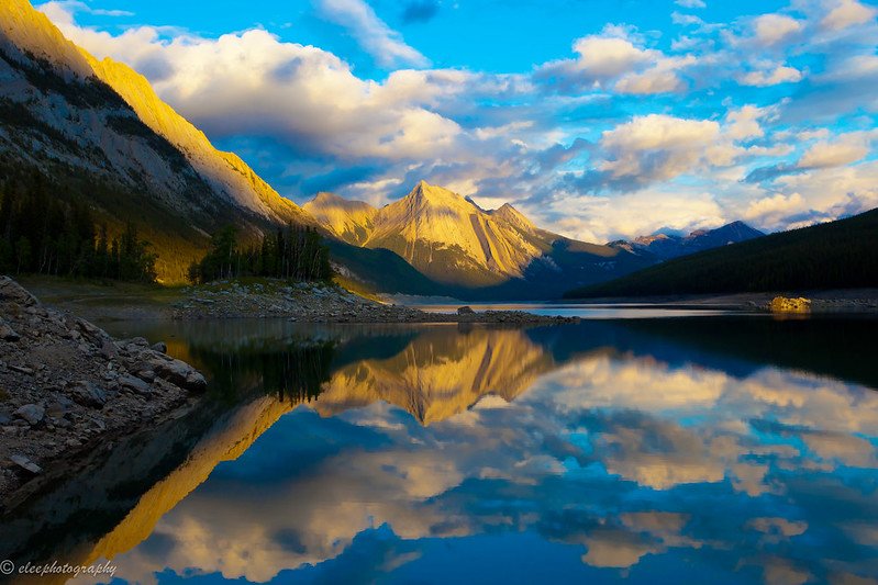 medicine lake jasper national park