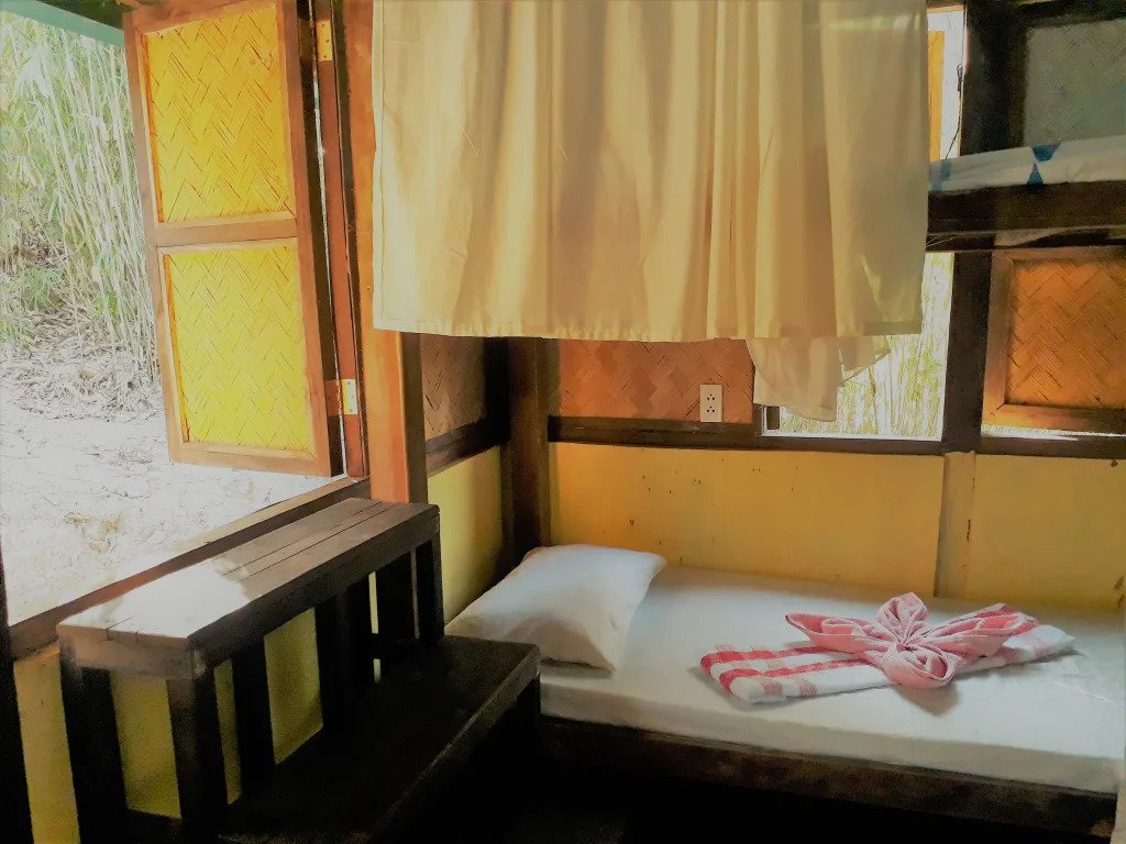 Busuanga Backpackers best hostel in Coron